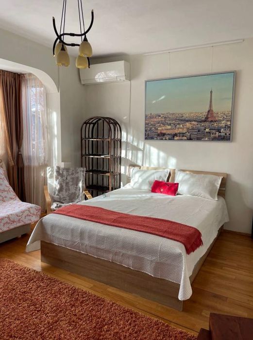 Едностаен, под наем, Център-НДК