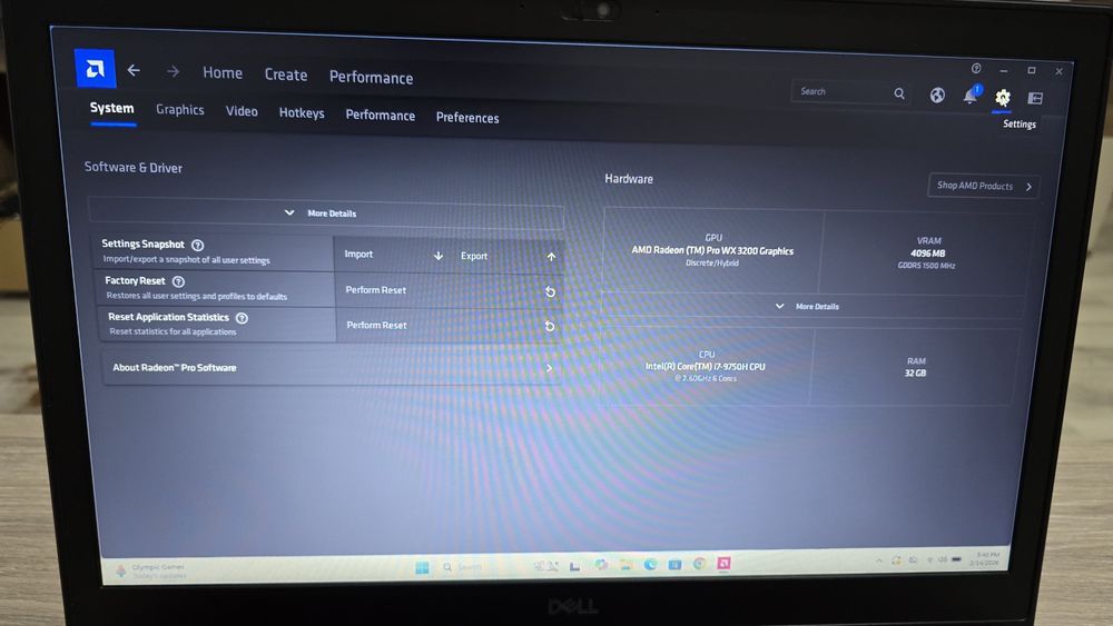 Laptop Dell Workstation i7gen9,4Gb video dedicat, 17.1" HD, 32Gb ddr4