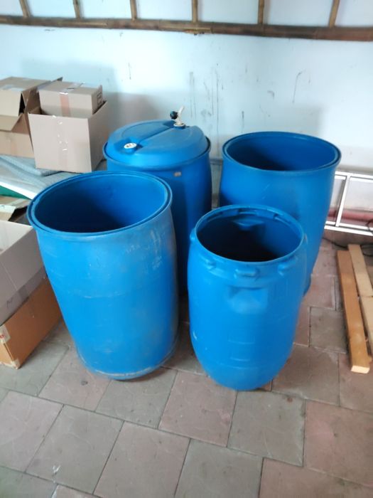 Butoaie plastic diferite marimi
