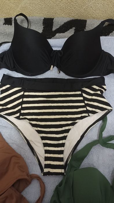 Купальники новые и б/у в хорошем состоянии, размер 46-48,1500 ,1000т.