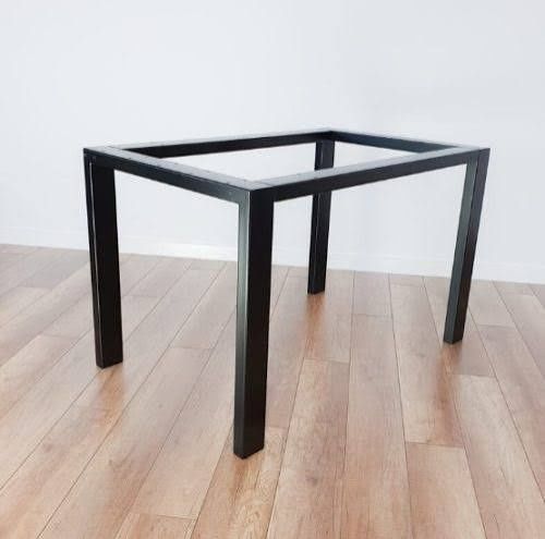 Продам стол,подстолье