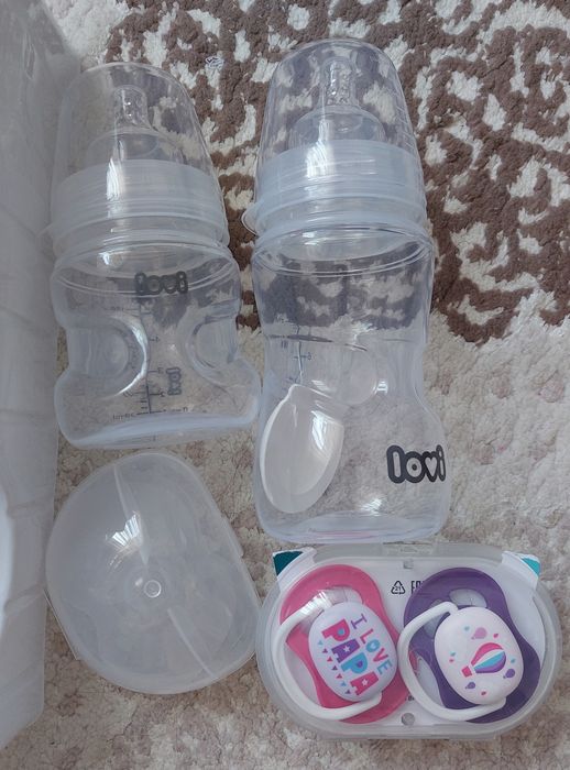 Електрическа помпа за кърма, 2 шишета,протектори и залъгалки на Авент