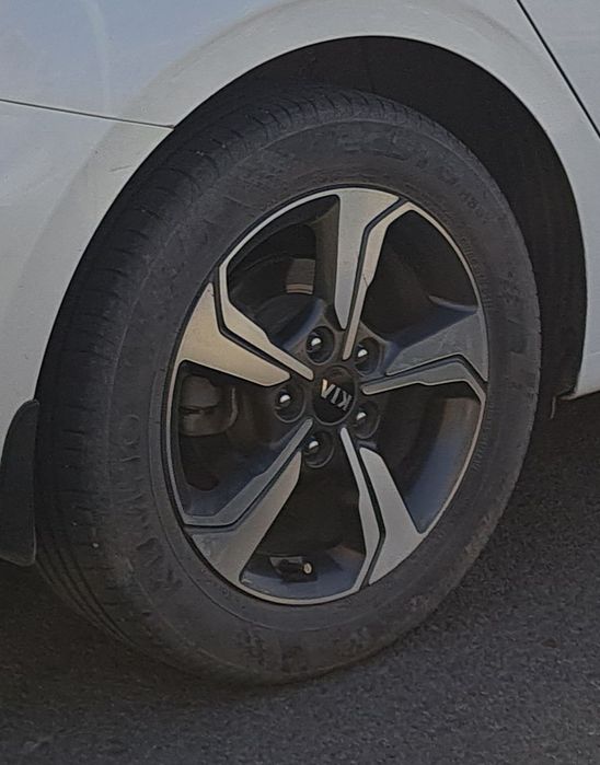 Автомобиль KIA CERATO