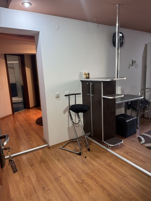 Vand apartament 3 camere