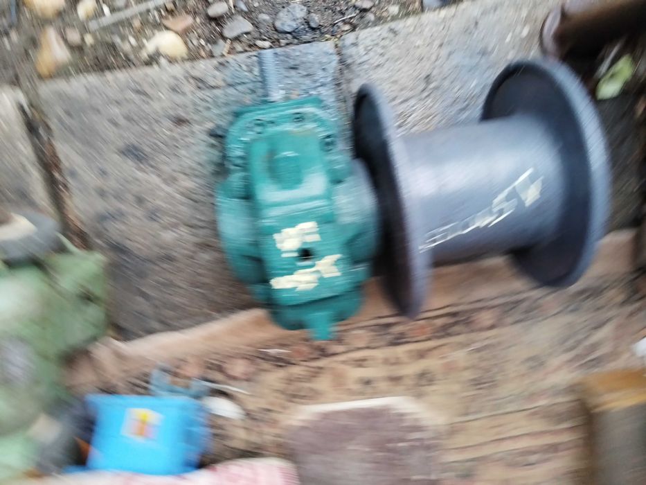 Troliu ridicat săpată fântâni foraj