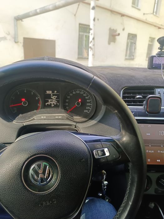 Продам Volkswagen Polo 1.6 2019 года
