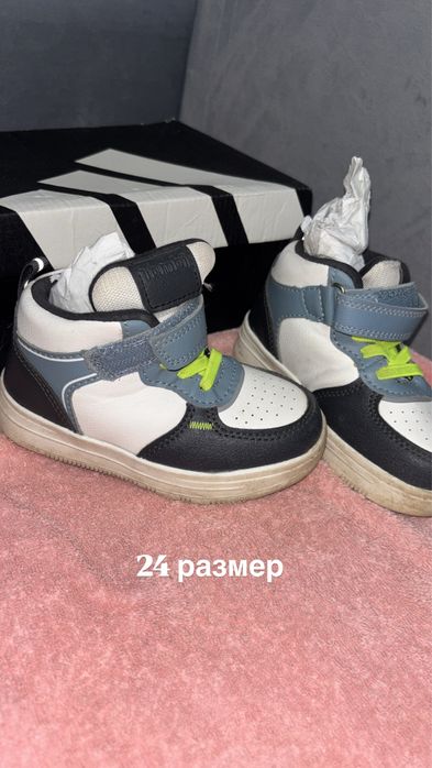 Детская обувь и жен.платья