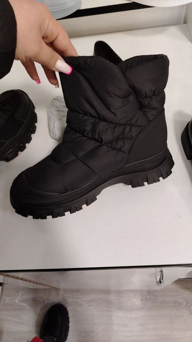 Женские сапоги 39-40 размер натуральный мех и кожа. Новые.