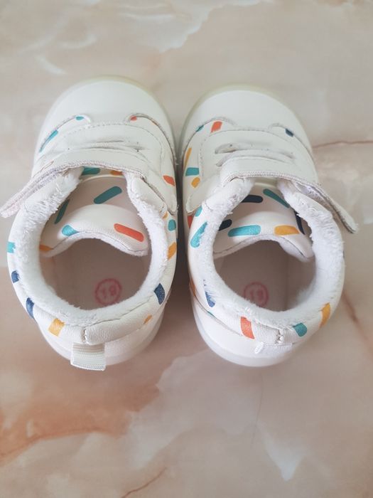 Детски боси обувки 13,5см стелка + подарък