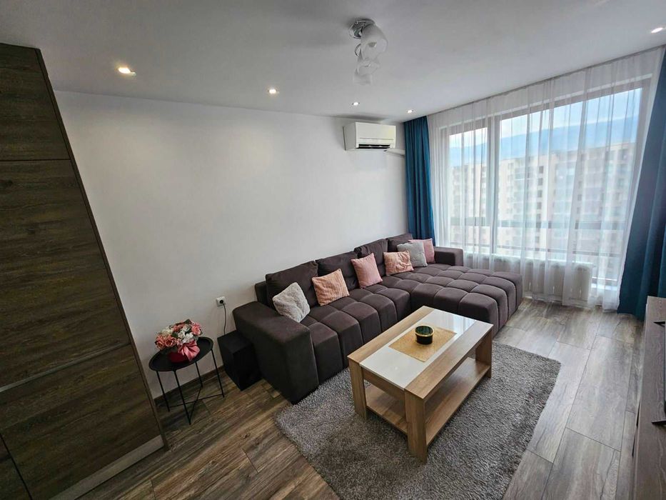 Продава се Тристаен апартамент в Пловдив, Южен - 92 кв.м за 1848 €/кв.м - Снимка #3