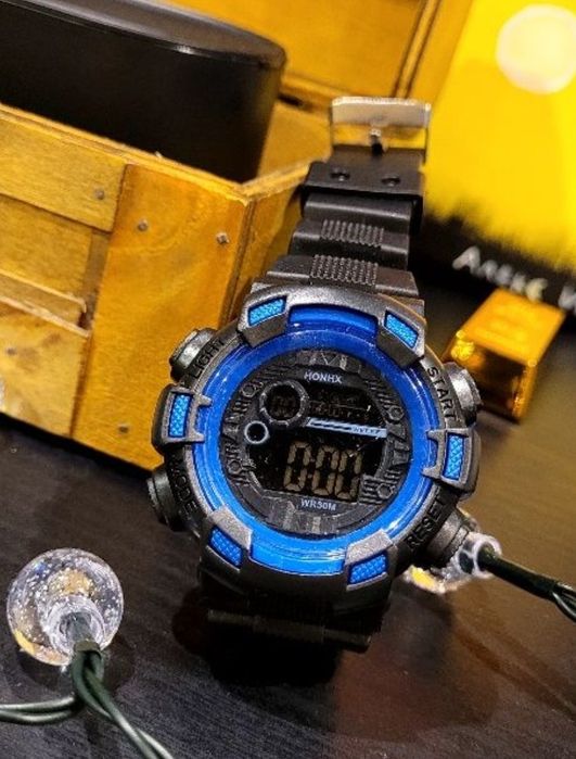 Дигитален и смарт Спортен часовник НОВО