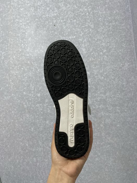 Адидас Кросовки