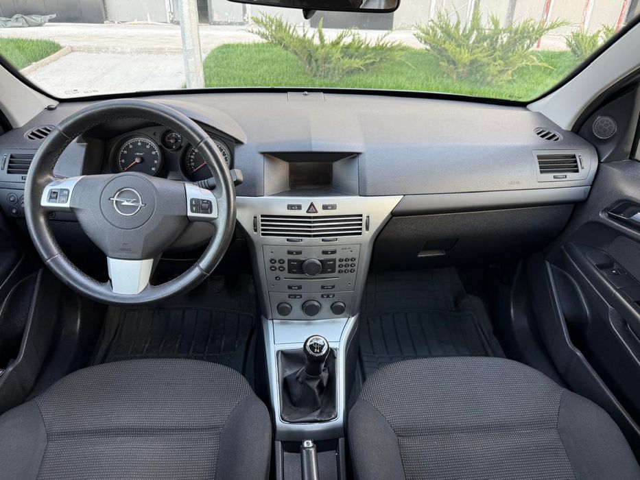 Opel Astra 2011-1.6 benz/E5, proprietar