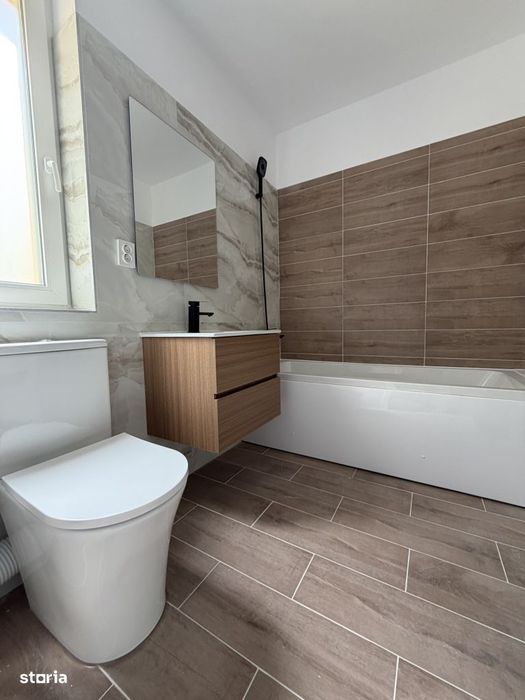 Decomandat, Apartament Cu 3 Camere, Giroc