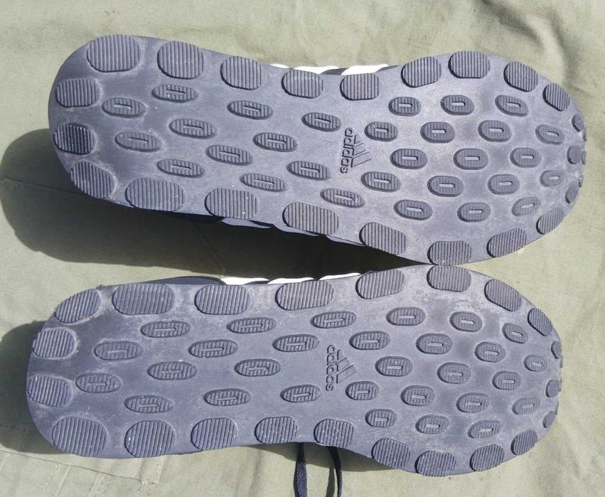 Adidas Run, NOU, marime 44, fara eticheta