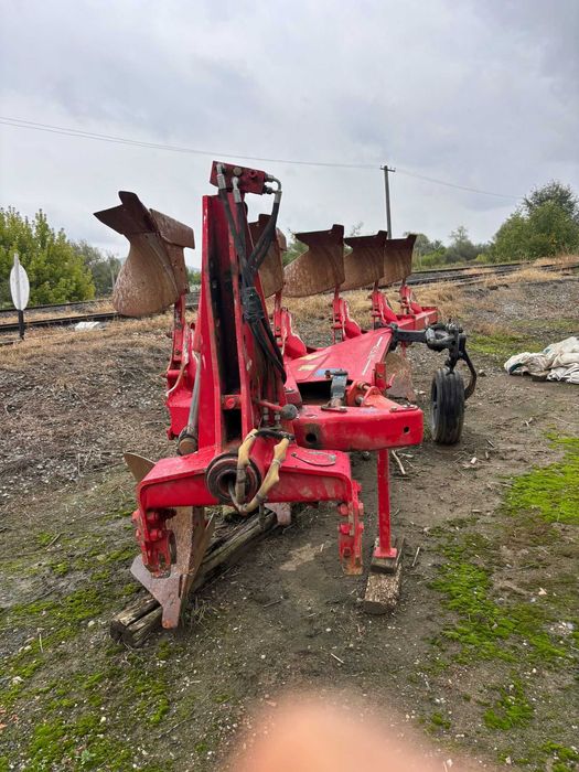 vind plug reversibil marca KUHN cu 5 trupite ( 4 plus 1 )