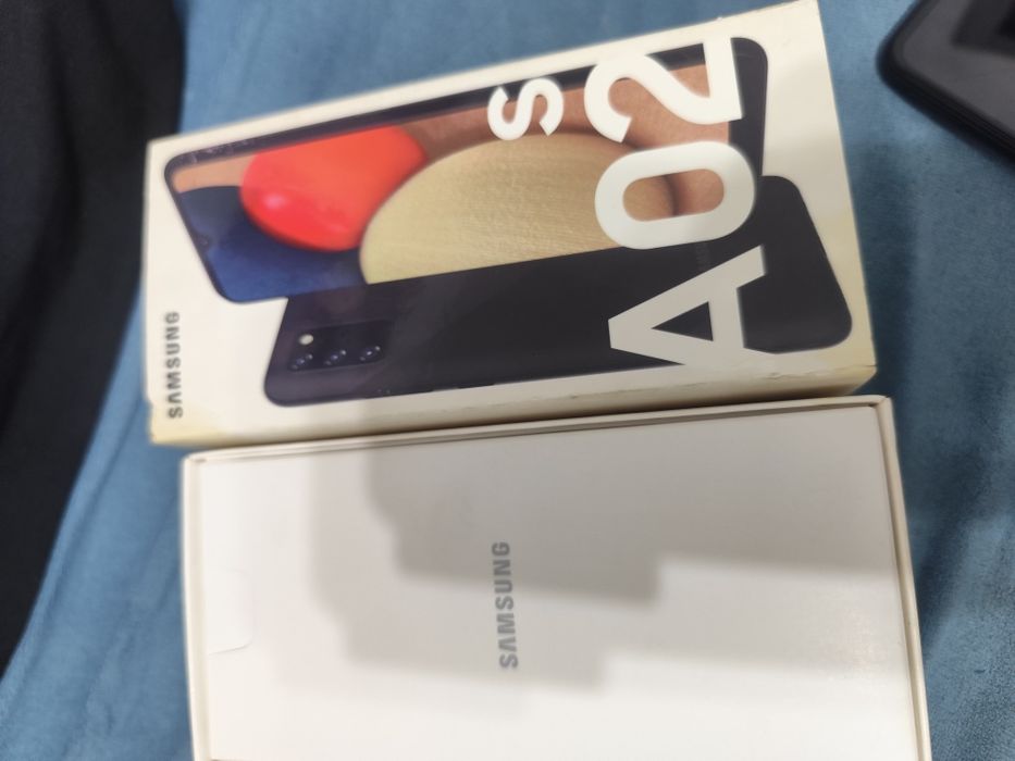 Продам телефон Самсунг
