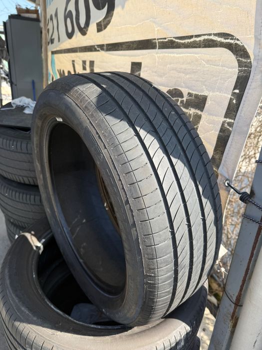 235 50 19 летни гуми ДОТ25год. почти нови MICHELIN