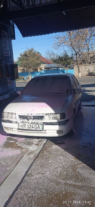 Opel vektra 1.8 gaz