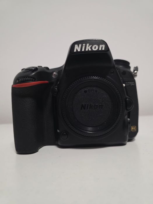 Nikon D750 Full Frame - stare buna