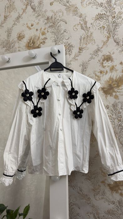 Одежда.  Хаммаси бир марта кийилган