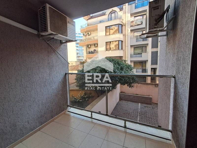 Продава се Двустаен апартамент в Варна, Окръжна болница - 67 кв.м за 2866 €/кв.м - Снимка #5