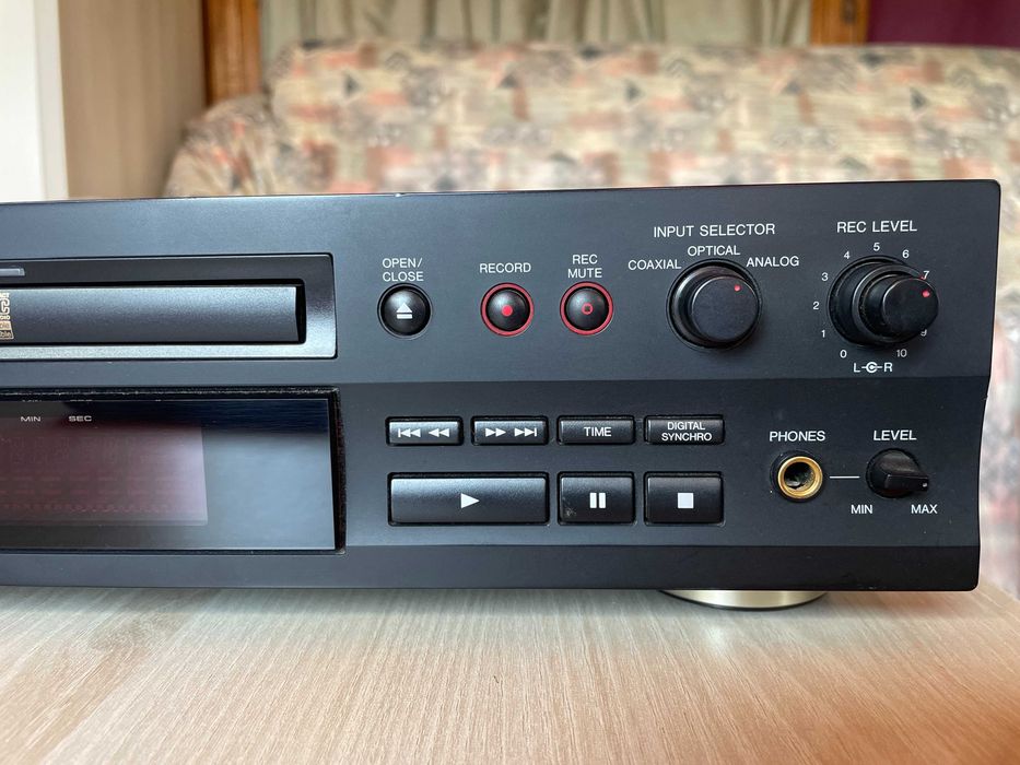 compact disc recorder Pionner PDR-V500