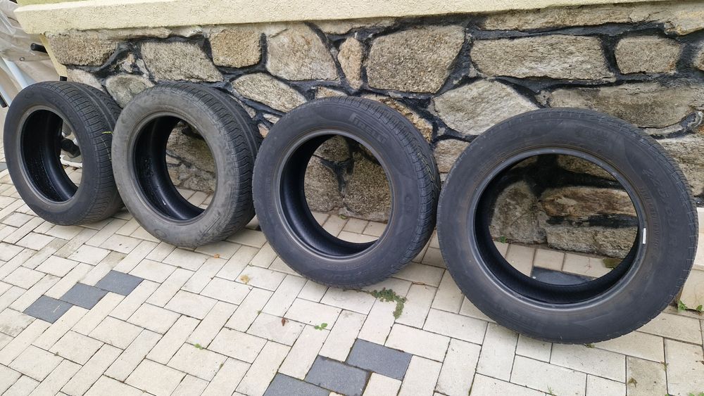 Pirelli 225 60 R17 All Season Seal Inside BMW X3