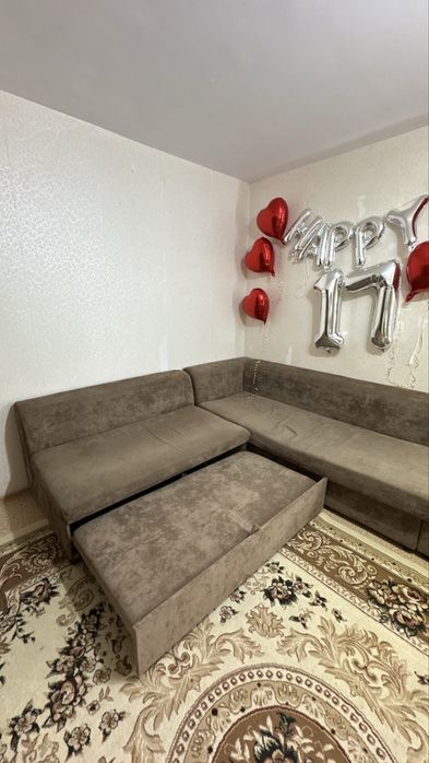 Продаю диван срочно