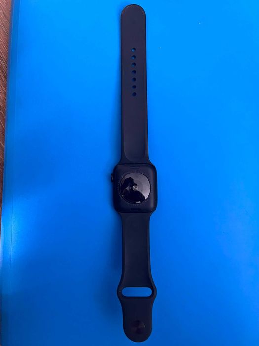 Apple Watch SE (2024), GPS, Carcasa Midnight Aluminium 44mm, Midnight Sport Band - M/L