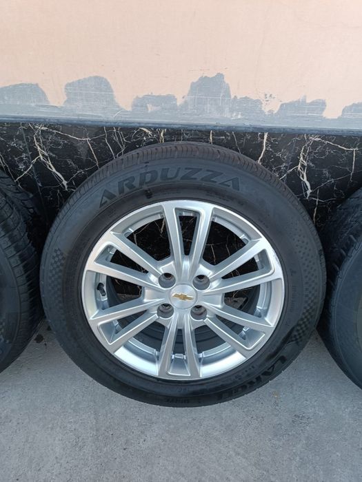 Kobalt Diska Balon Sotiladi 195 60 R15 Holati Yaxshi