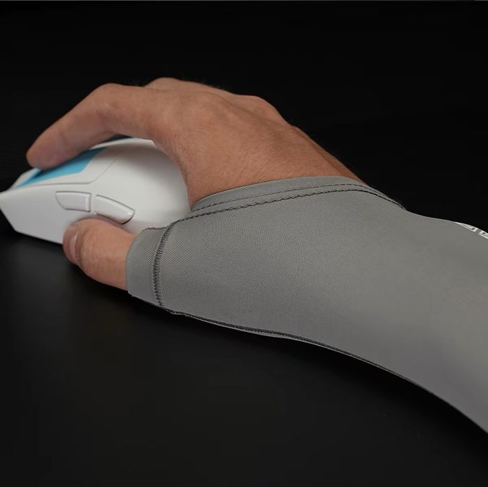 Игровой рукав TALONGAMES RS+ ARM Sleeve