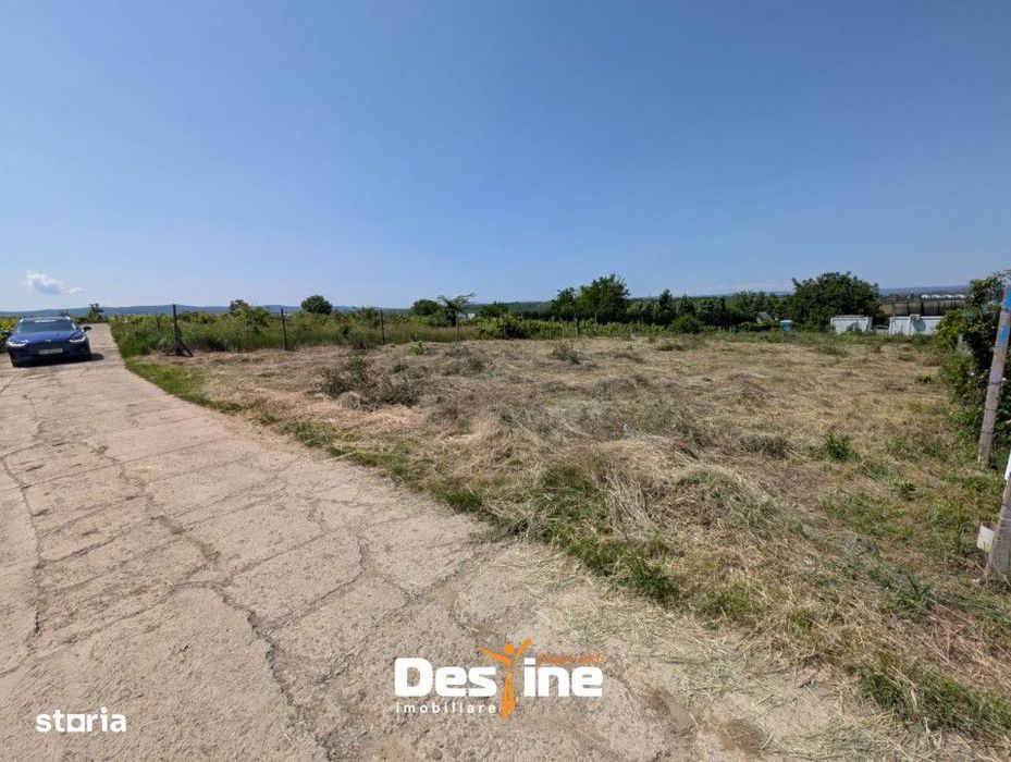 Barnova - Teren Intravilan 974 Mp, utilitati, drum betonat