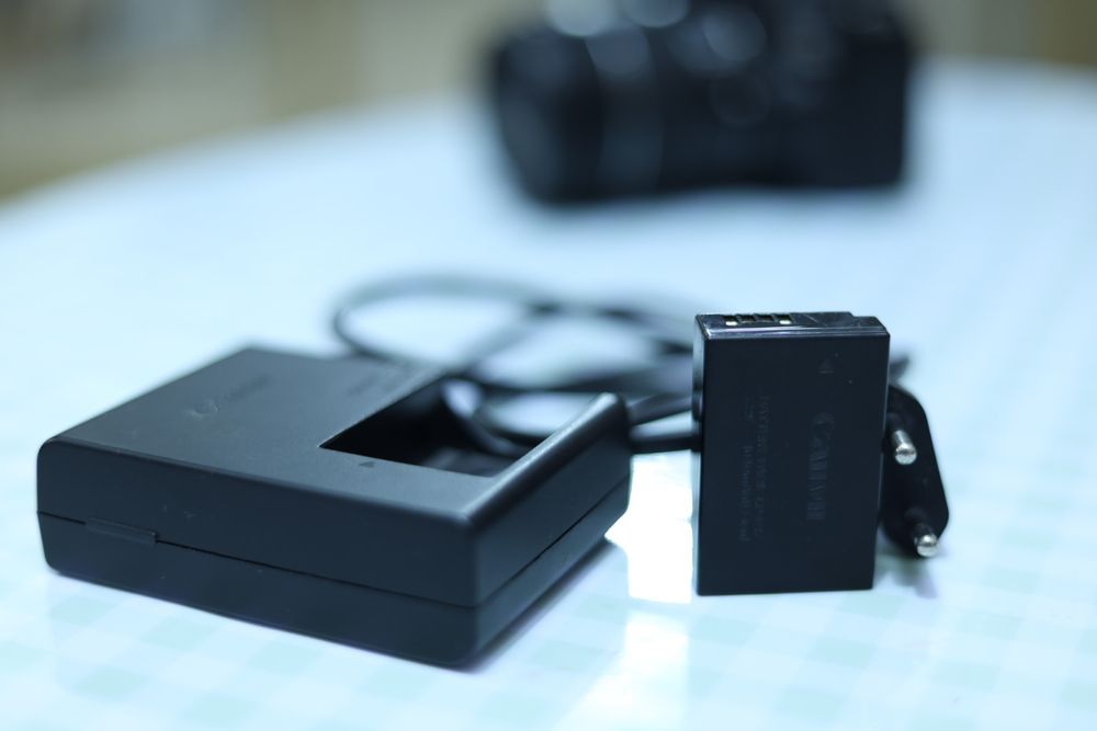 Фотокамера Canon eos 250d EF-S 18-55 IS STM Kit