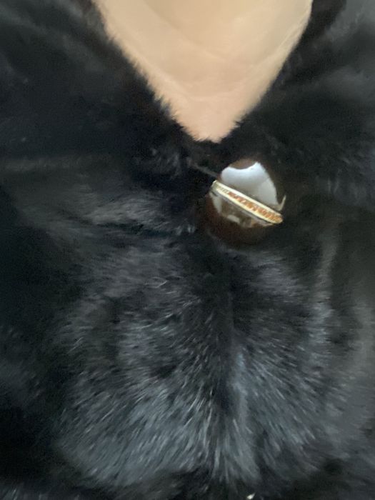 Продам норковую шубу