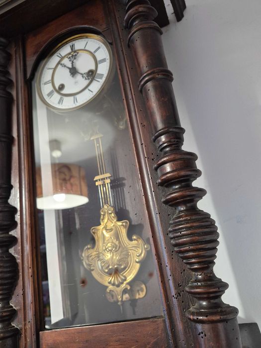 Ceas de perete cu pendula