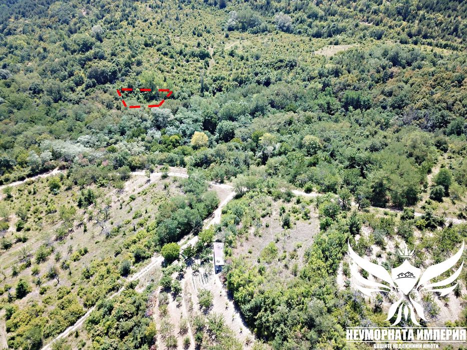 Продавам парцел/земя с площ от 1111кв.м. в село Руен общ.Куклен