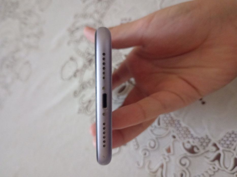 Iphone 11 sotiladi