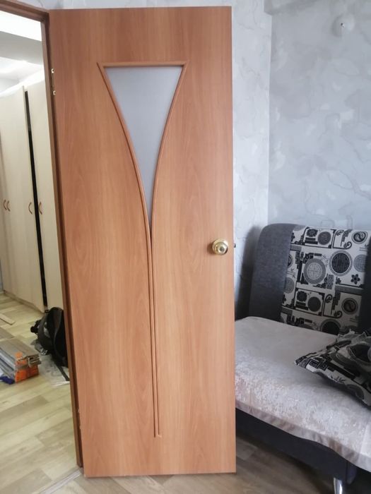 Продам двери в хорошем состоянии