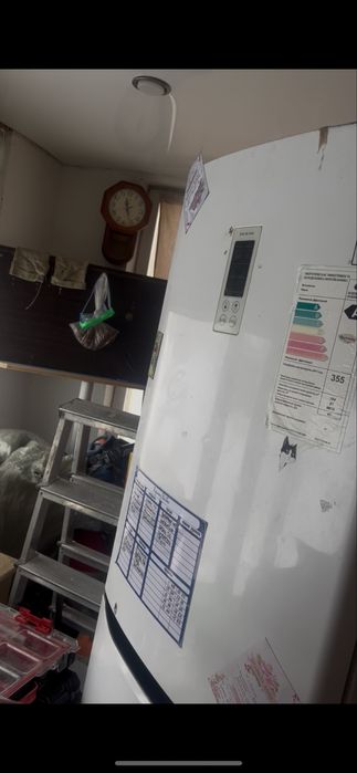 Продам холодильник LG