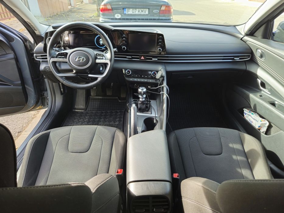 Hyundai Elantra 2021 - Highway 1.6 123 CP - stare foarte buna