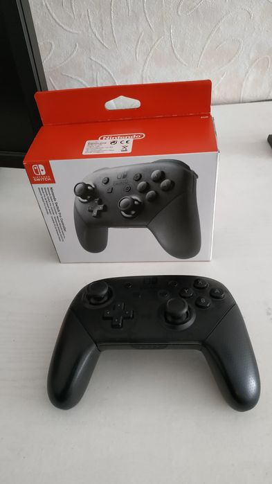 Nintendo Switch Pro Controller