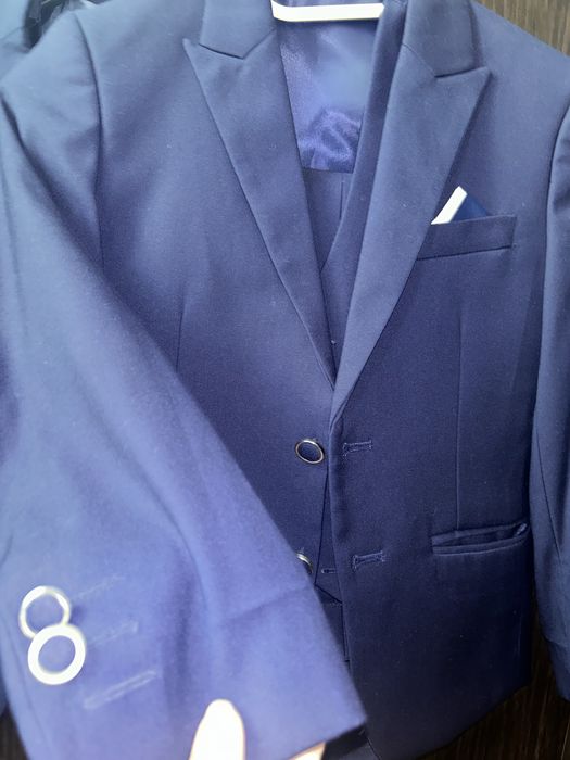 костюм с жилеткой в школу