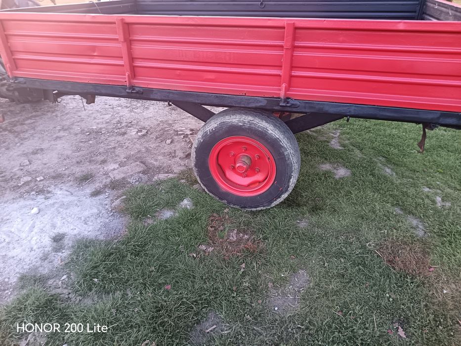 Remorca după tractor