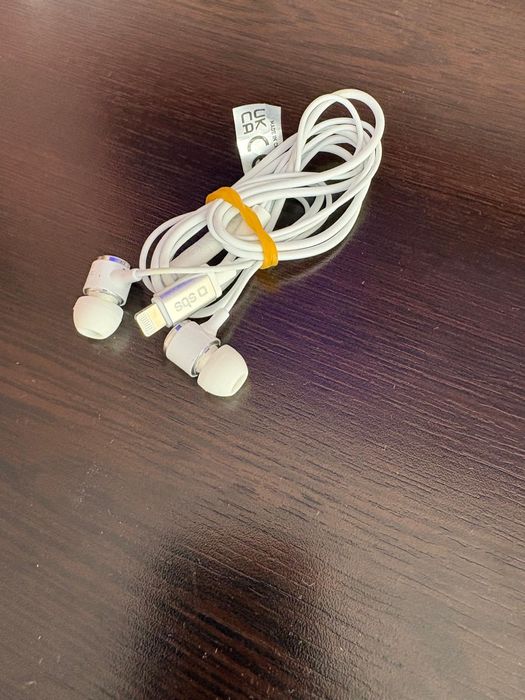 Căști pt iPhone Apple
