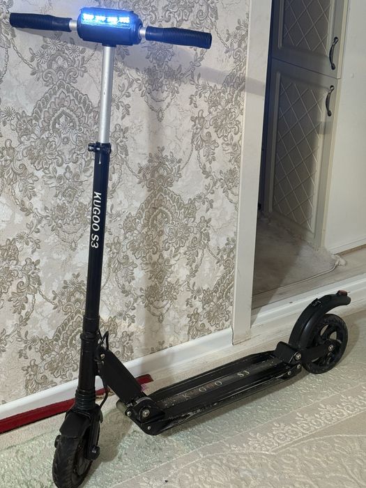 Электросамокат Kugoo S3 в рабочем состоянии, есть дефекты, недорого