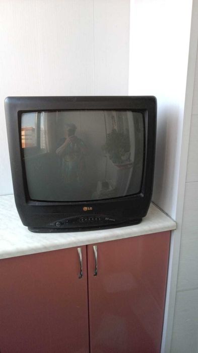 Телевизор LG.Рабочий