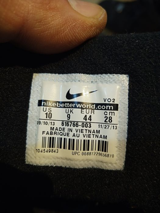 Adidași Nike LeBron NSW nr 42