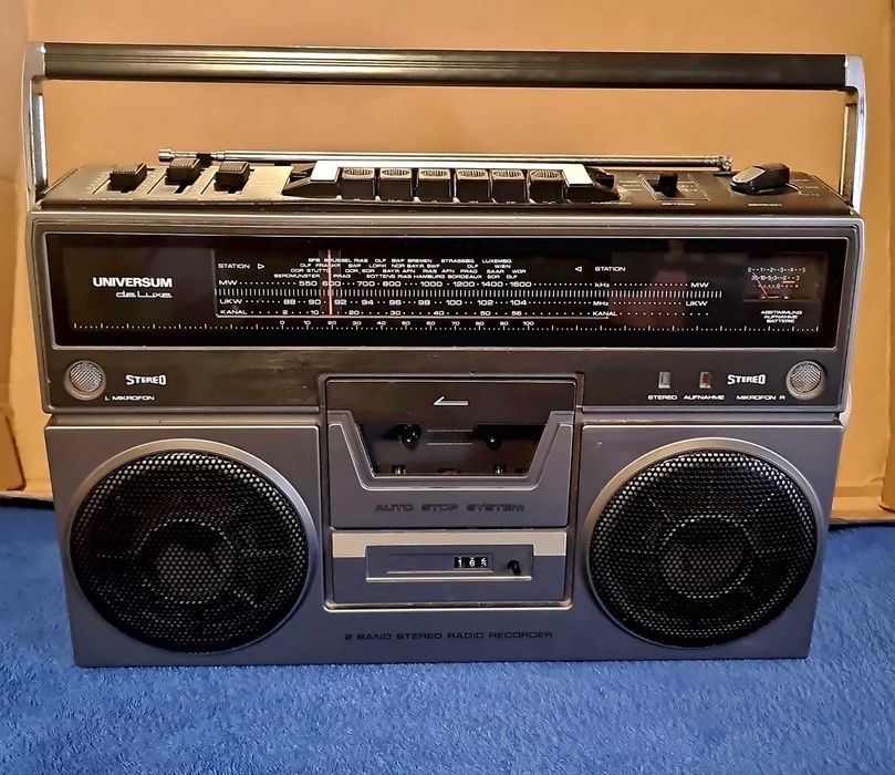 Radiocasetofon "UNIVERSUM" Funcțional