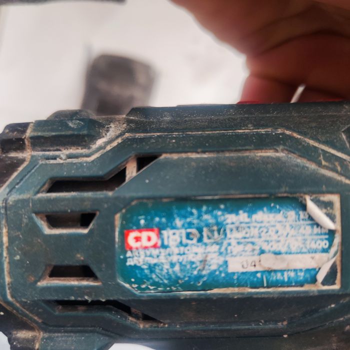 Продам шуруповёрт Alteco 1813 li